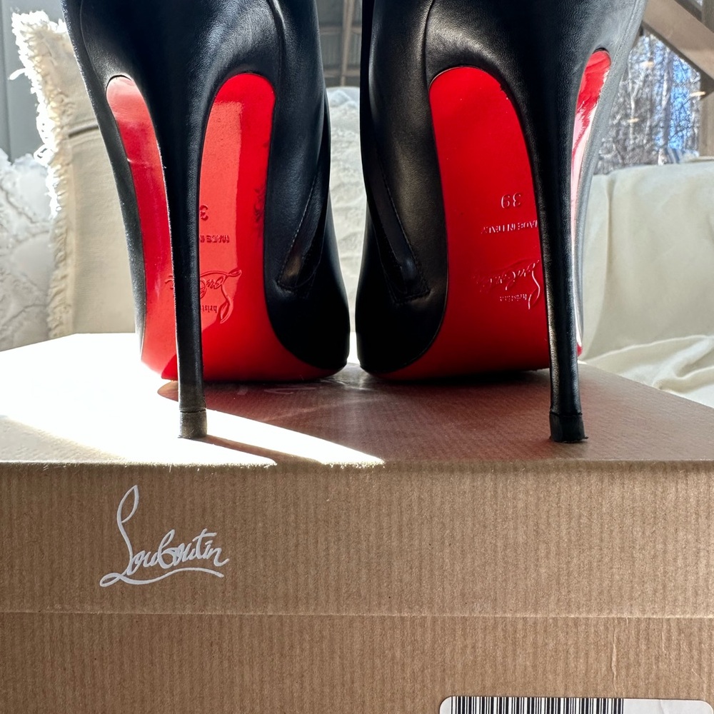 Christian Louboutin Shoes | Christian Louboutin Bellissma 100mm - Picture 2 of 8